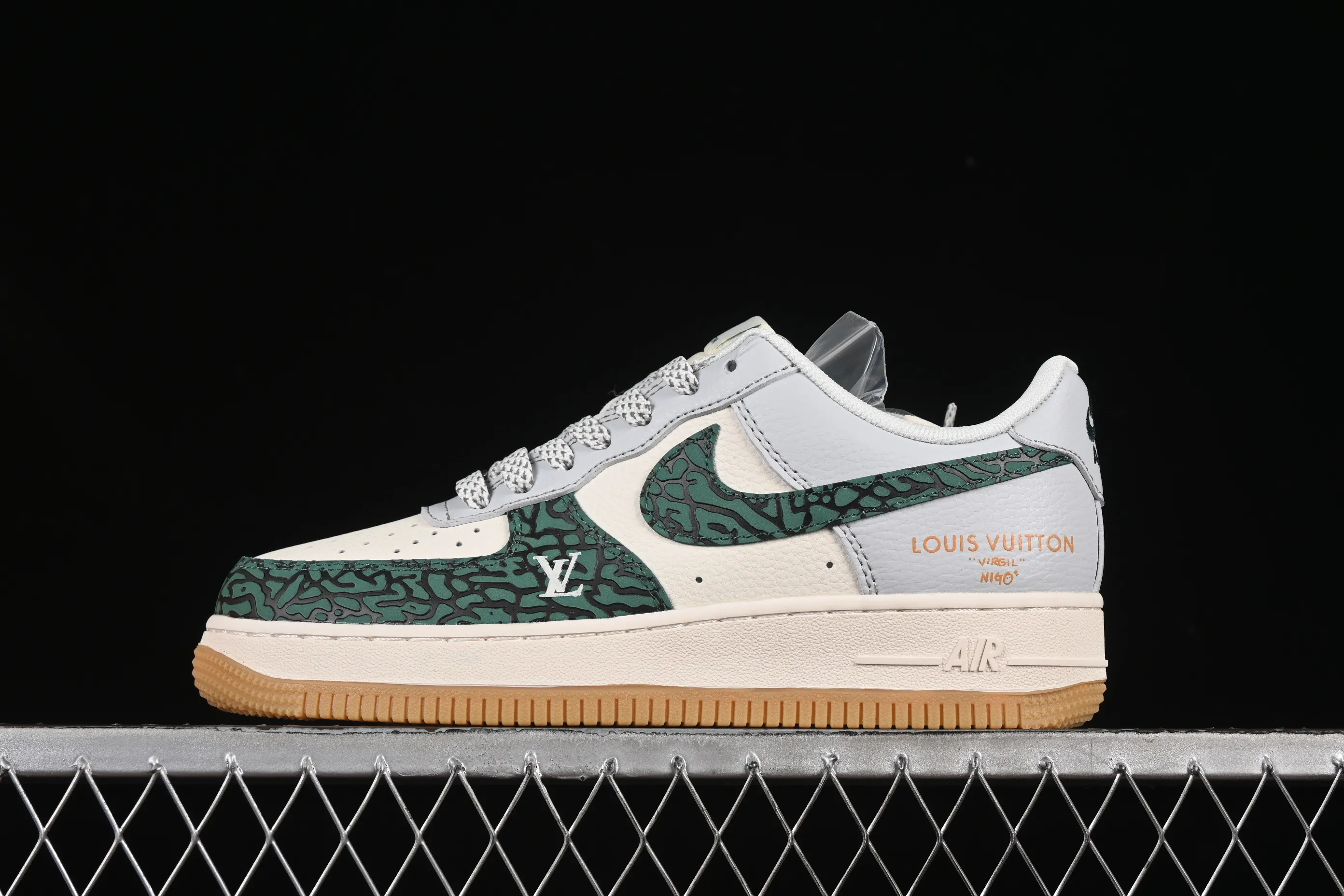 All categories Nk Air Force 1 Air Force series Nk Air Force 1 Low Air Force low-top Nike Air Force 1'07 Low LV joint green stone pattern raw rubber Air Force 1 low-top casual sneakers ZH2598-306
